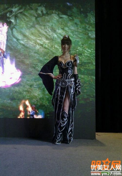 Ҷ�����Ը������ǳ��䵱�ڼ��أ�