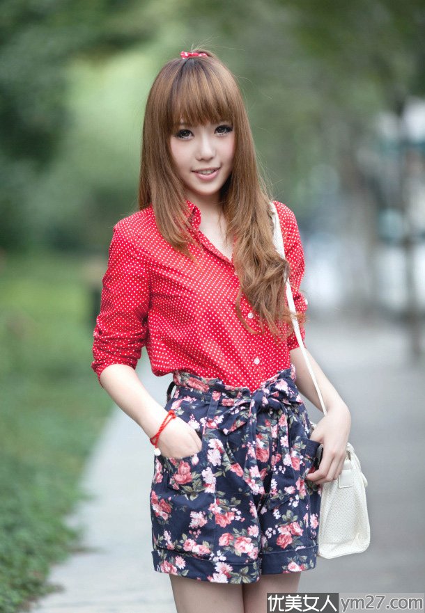 �崿Ψ���⾳�ɰ�С��Ů