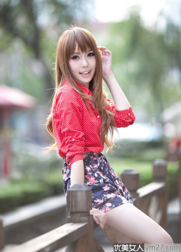 �崿Ψ���⾳�ɰ�С��Ů