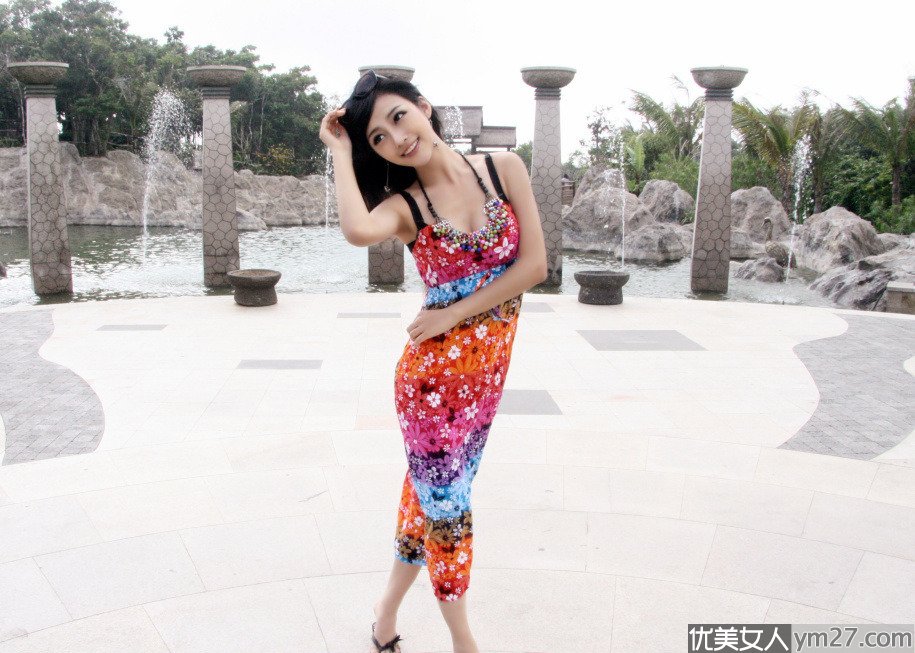 ������Ů������