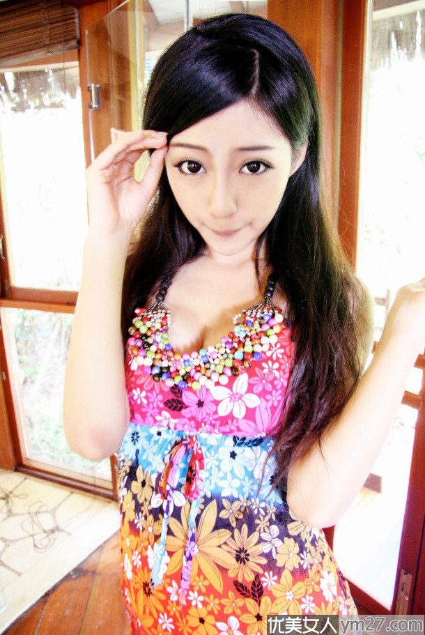 ������Ů������