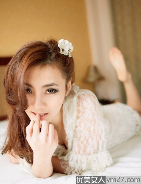 �����´���Ů �ߴ����ջ�