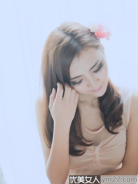 �����´���Ů �ߴ����ջ�