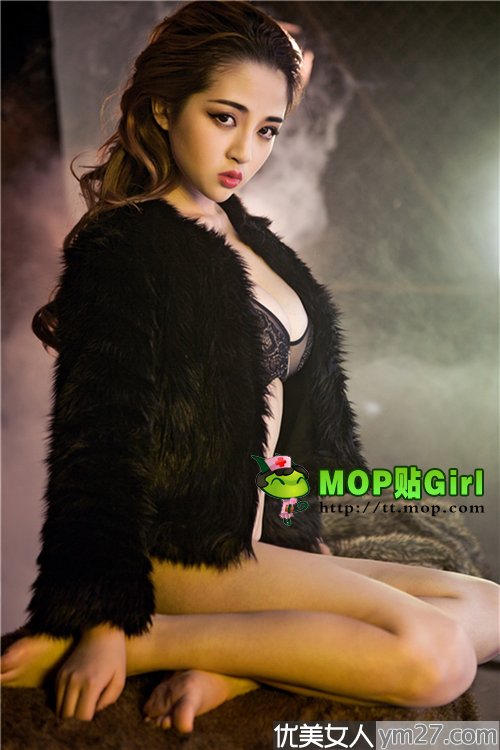 �������-������