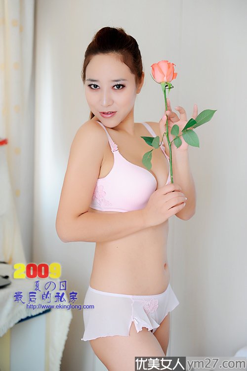 ������Ů�����Ը�˽����