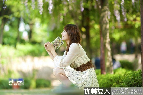 ���ٻ��µ�����Ů