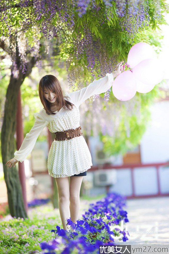 ���ٻ��µ�����Ů