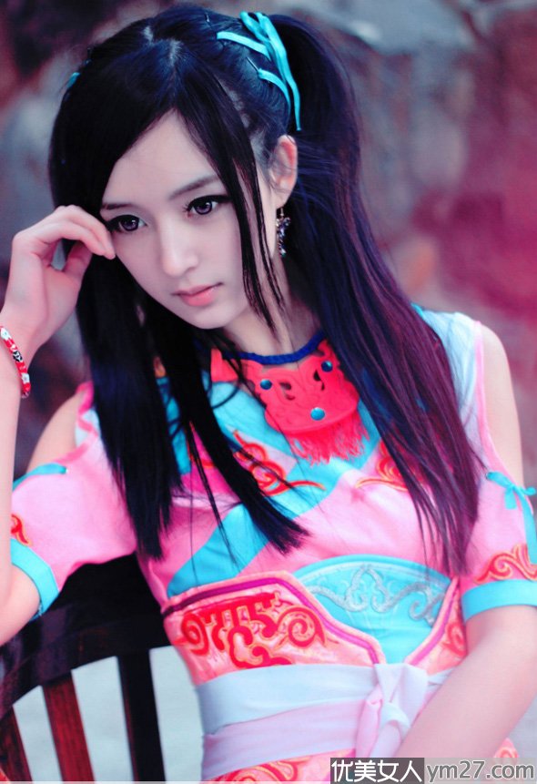 �崿Ψ���Ĺ�װ��Ů