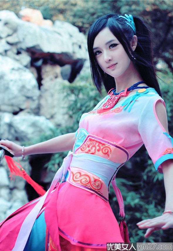 �崿Ψ���Ĺ�װ��Ů