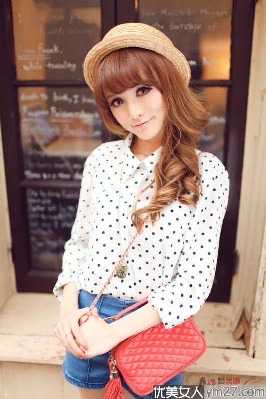 �������Tina���±�����������