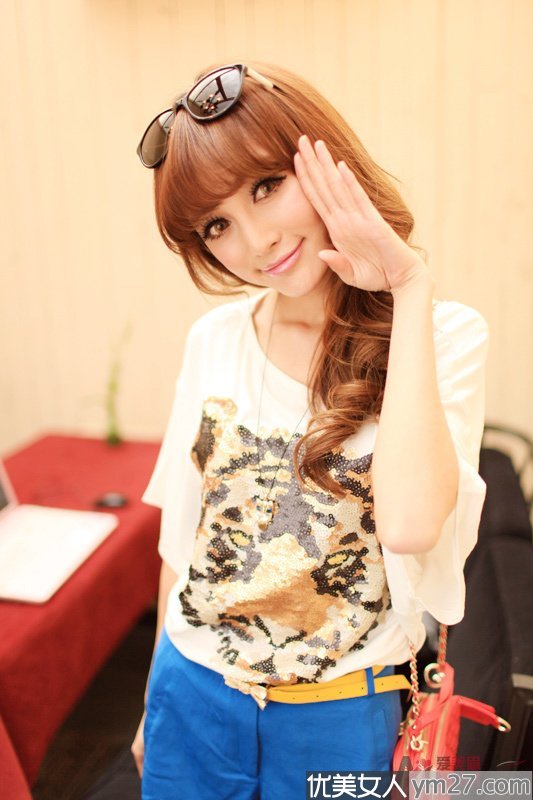 �������Tina���±�����������