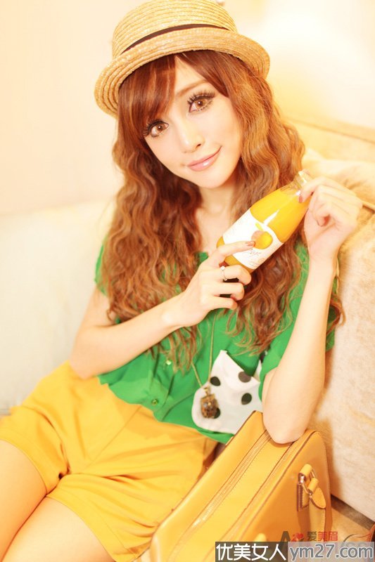 �������Tina���±�����������