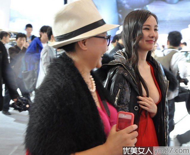 ��¶¶������V������չͼƬ