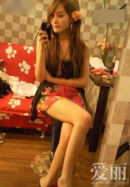 Ư��80����ŮӦƸ�������� ������������