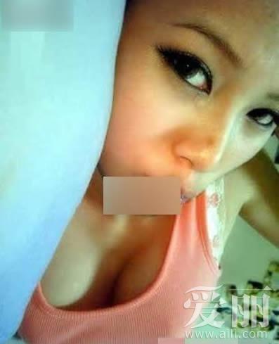 Ư��80����ŮӦƸ�������� ������������