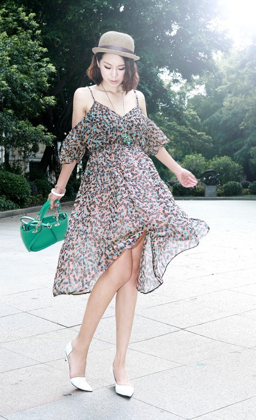 ����Ů��ŷ����ͷ���� ���Ŵ��Ƴ����ݣ�