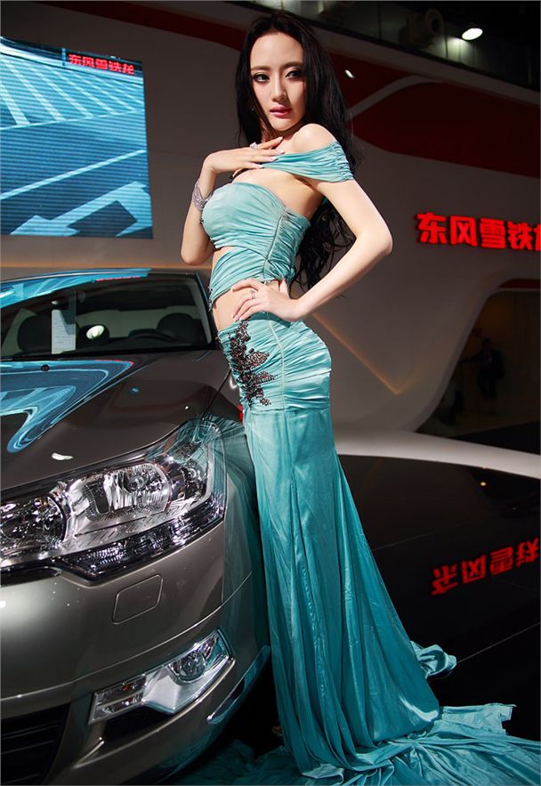 ����ȫ�����ǻ������Ů��ģ